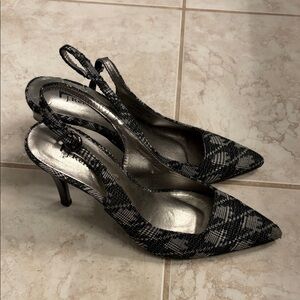 J.Renee Elegant Black and Gray Patterned Heels